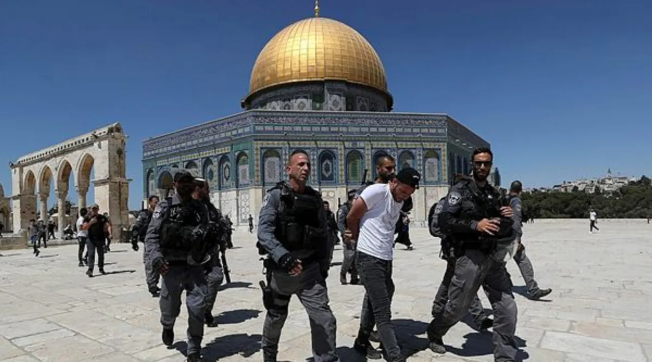 Temple Mount clash after friday prayers: Nine injured, 14 held