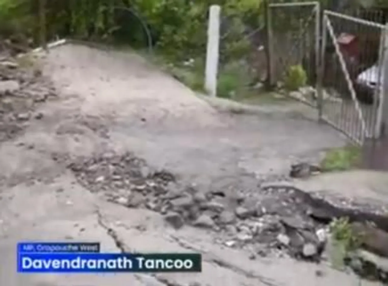 OROPOUCHE WEST MP CALLS ON T&T’S WORKS MINISTER TO REPAIR ROADS URGENTLY