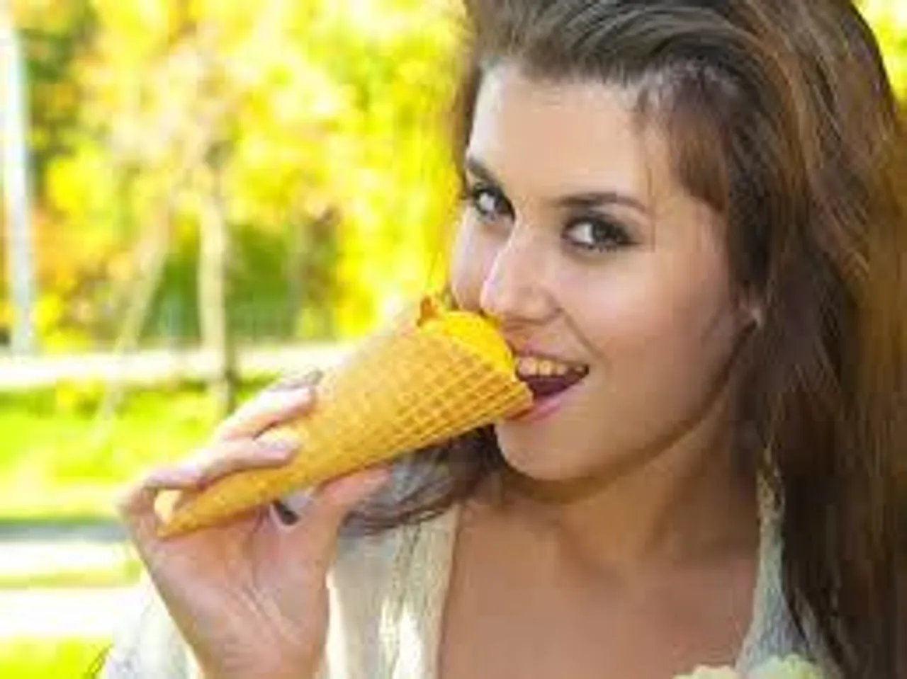 ​BITING ICE-CREAM GETS WOMAN BANNED FROM APPEARING IN ANY ADS