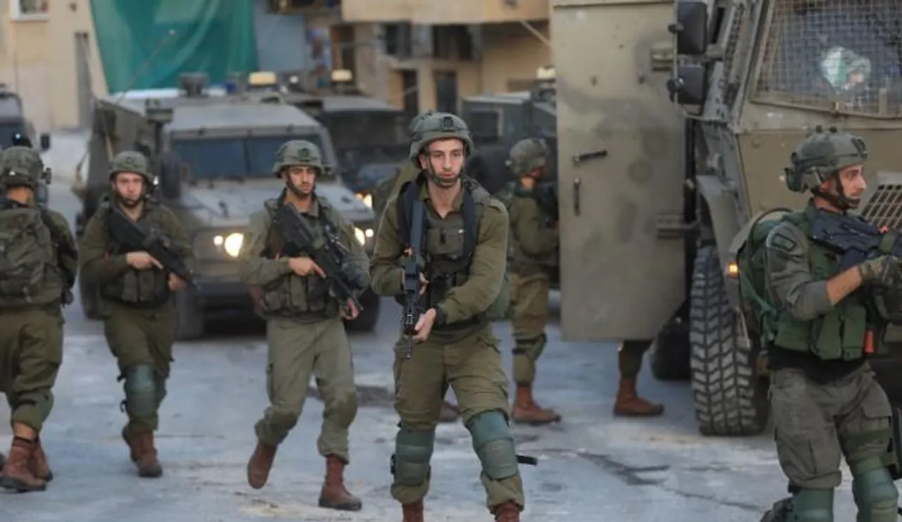Two Palestinians shot dead by Israeli troops