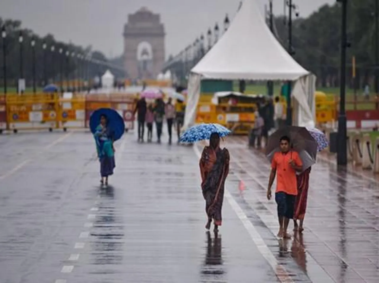 IMD predicts thundershowers in Delhi, NCR
