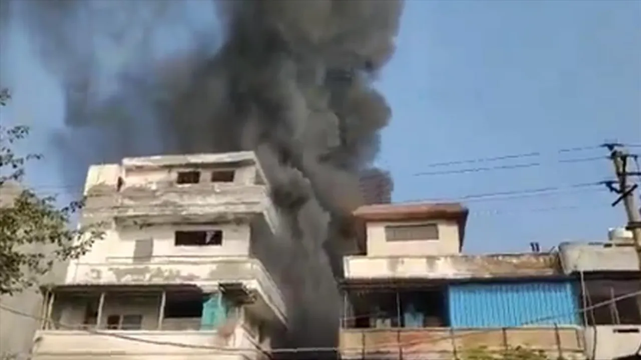 Fire breaks at a shoe factory in Delhi