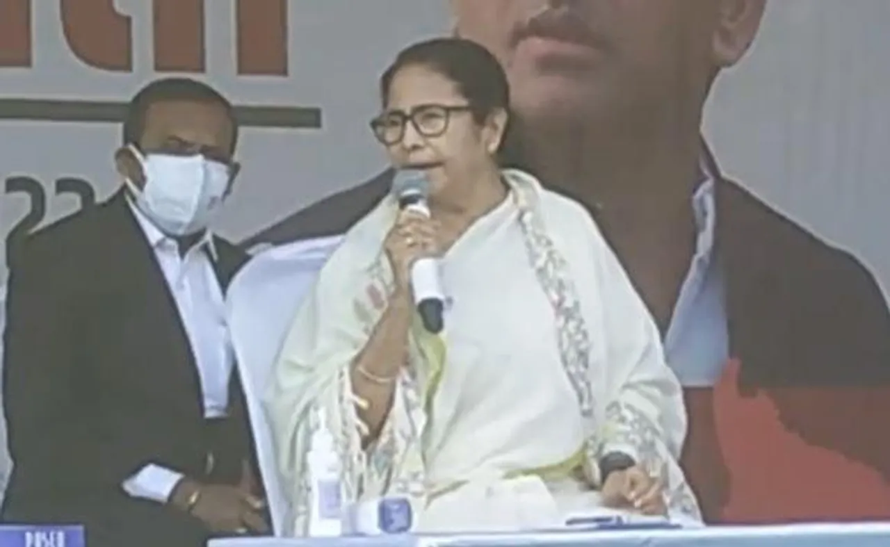 Don't fall for false promises made by BJP: Mamata