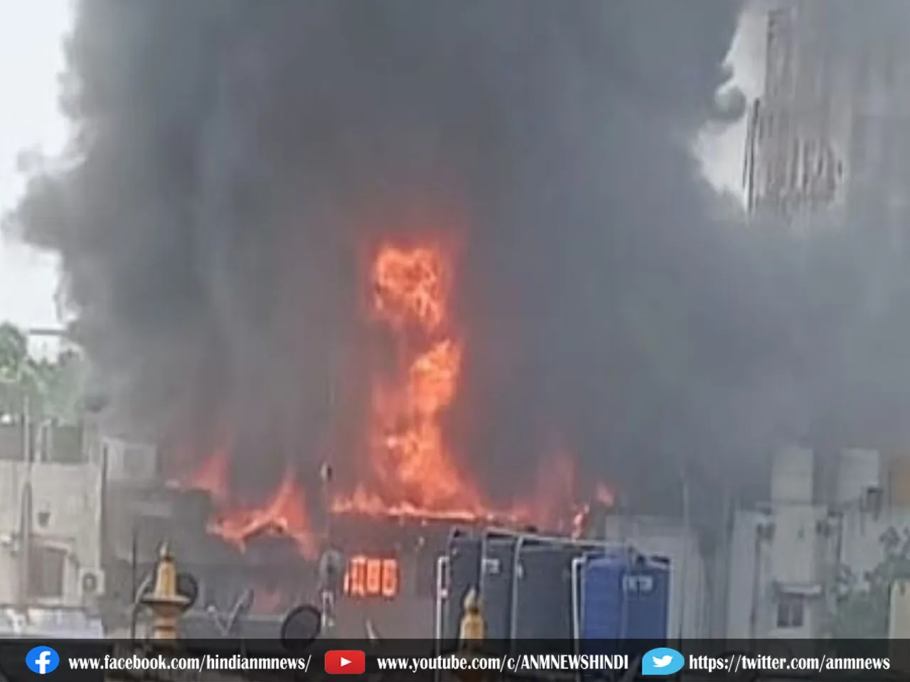 West Bengal: बंगाल के राजभवन के पास इमारत में लगी भीषण आग