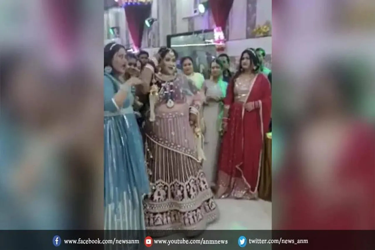 VIDEO: एंट्री के दौरान बहन संग दुल्हन ने किया ऐसा काम, देखते रह गए लोग