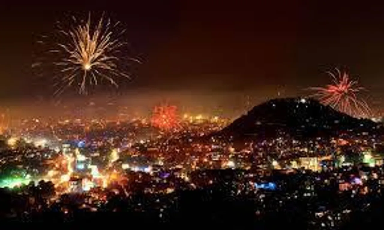 दीपावली में सिर्फ दो घंटे के लिए ग्रीन पटाखों की अनुमति