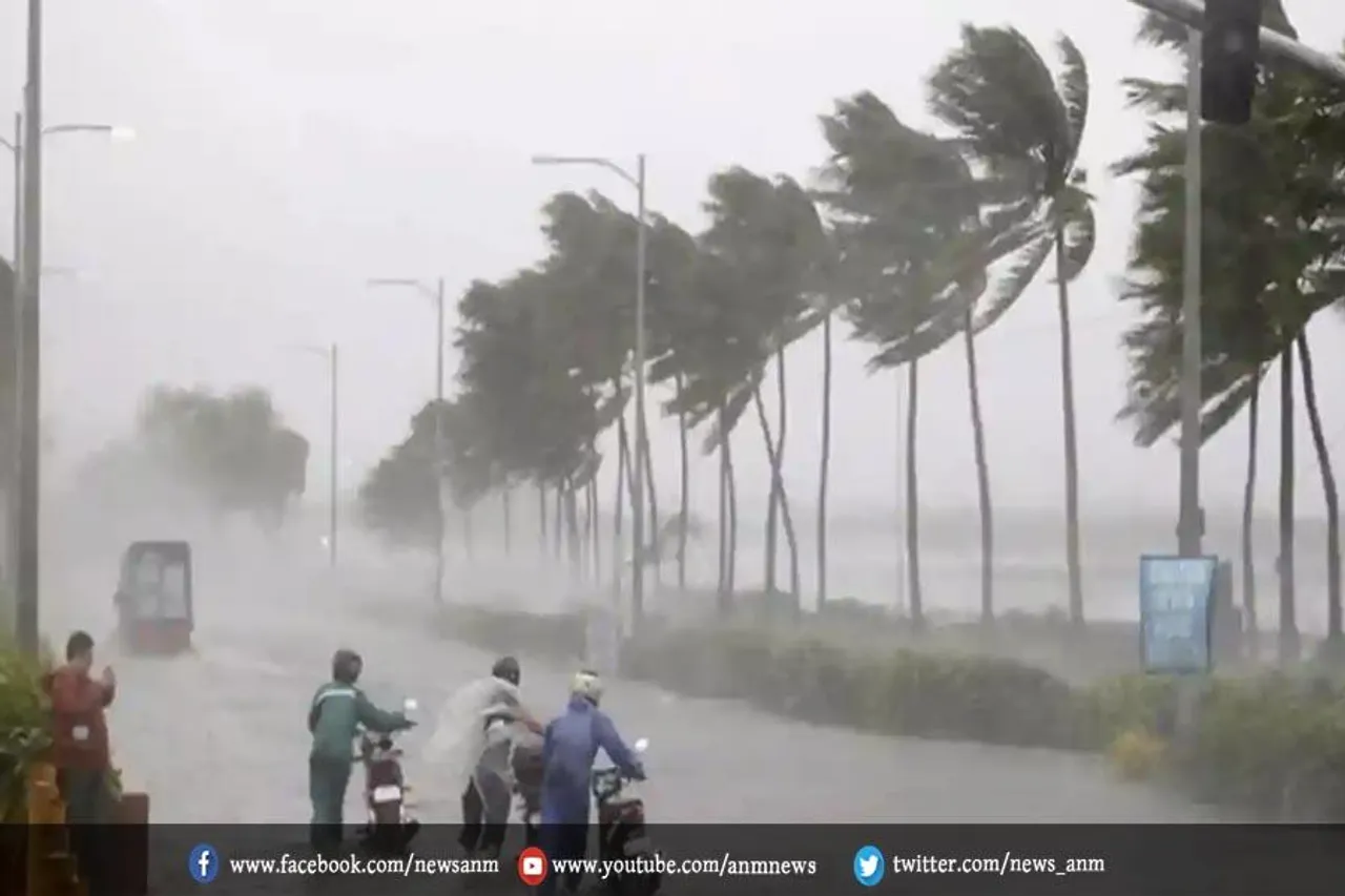 चक्रवाती तूफान का असर बंगाल की खाड़ी से आंध्र और ओडिशा के तट तक