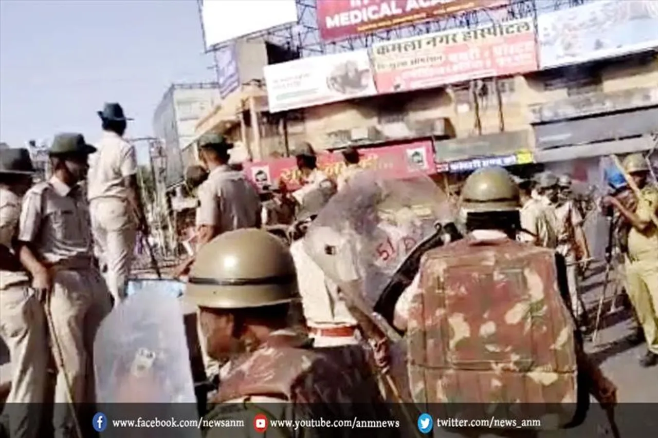 जोधपुर में पुलिस प्रशासन ने लगा दिया कर्फ्यू
