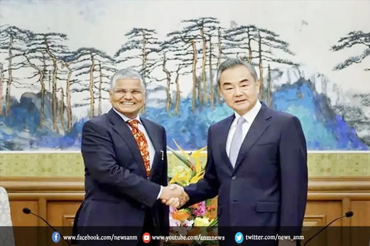 भारतीय राजदूत ने की चीनी विदेश मंत्री से मुलाकात