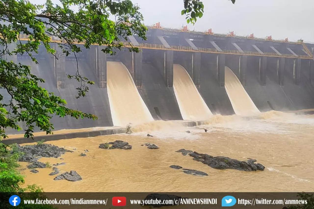 जल स्तर बढ़ाने से मैथन डैम से छोड़ा गया 8500 क्यूसेक पानी