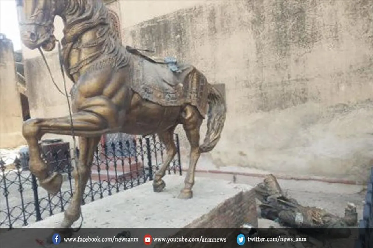 पाकिस्तान में एक बार फिर महाराजा रणजीत सिंह की प्रतिमा तोड़ी गई