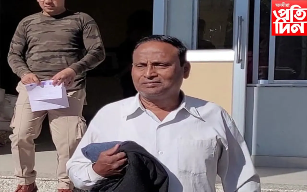 লামডিং ষ্টেচনত কেন্টিন লিজত দিয়াৰ নামত লাখ টকা আত্মসাৎ ৰে'লৱে কৰ্মচাৰীৰ...