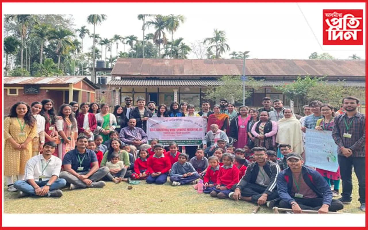 কৃষ্ণাইঘাট গাঁৱত কৃষক ৰাইজৰ উপস্থিতিত মাহ জাতীয় শস্যৰ বৈজ্ঞানিক বীজ ৰোপণৰ প্ৰশিক্ষণ