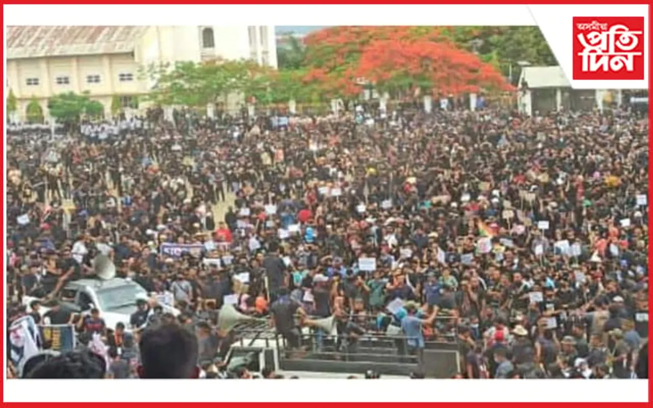 আজিও উত্তপ্ত মণিপুৰ: জাৰি কৰা হৈছে কাৰ্ফিও, বন্ধ ইন্টাৰনেট...