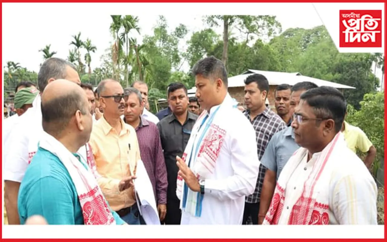 বৰাক উপত্যকাৰ মথাউৰী পৰিদৰ্শন জলসম্পদ মন্ত্ৰী পীযুষ হাজৰীকাৰ...