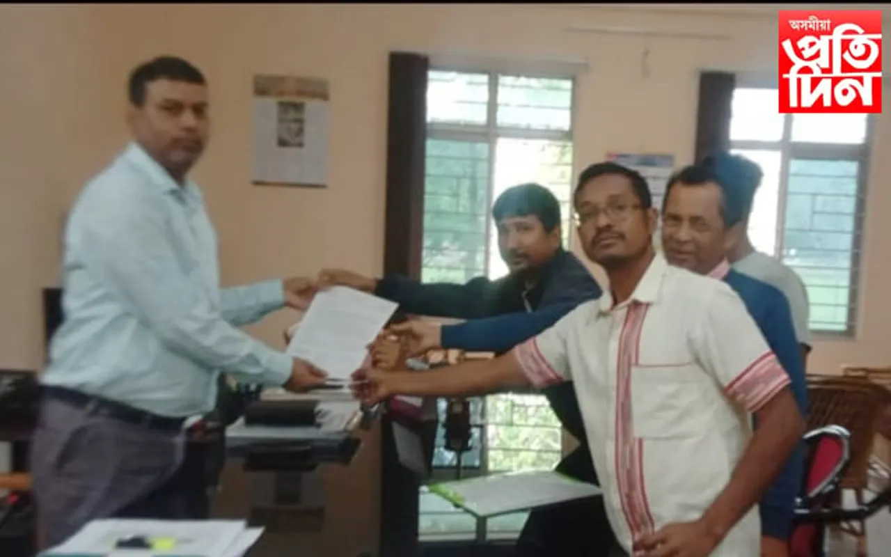 ঢকুৱাখনা আৰু মাজুলীক বচাওকঃ কৃষক মুক্তি সংগ্ৰাম সমিতি