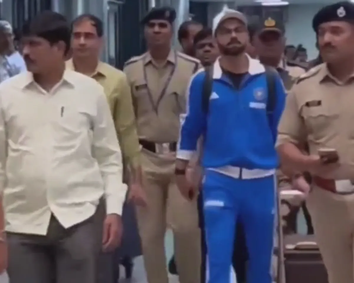 Team India arrive in Pune 