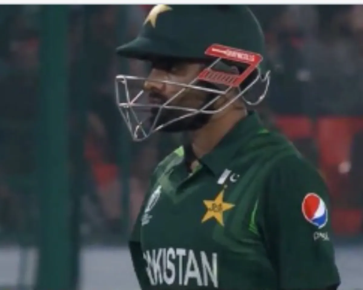 'Short boundaries thi bhaijaan, kya hua' - Fans troll Pakistan Babar Azam as he gets out early in ODI World Cup 2023 match against Sri Lanka