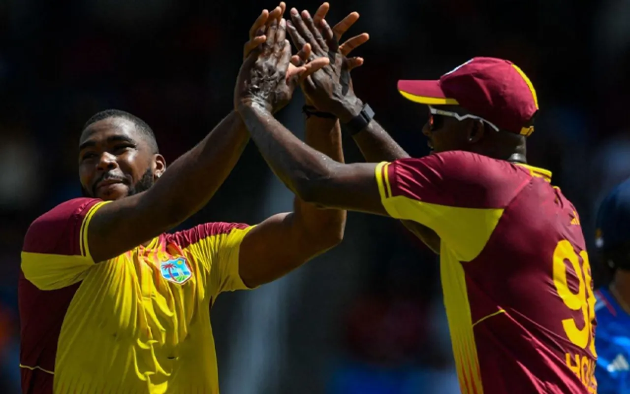 'Bhadaai ho is Etihasik har ke liye' Fans react as West Indies beat India by 4 runs in first T20I in Trinidad