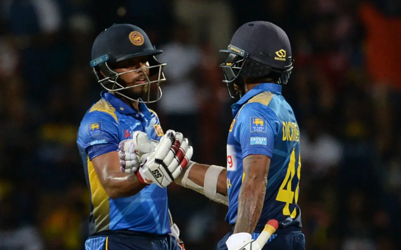 Kusal Mendis, Niroshan Dickwella