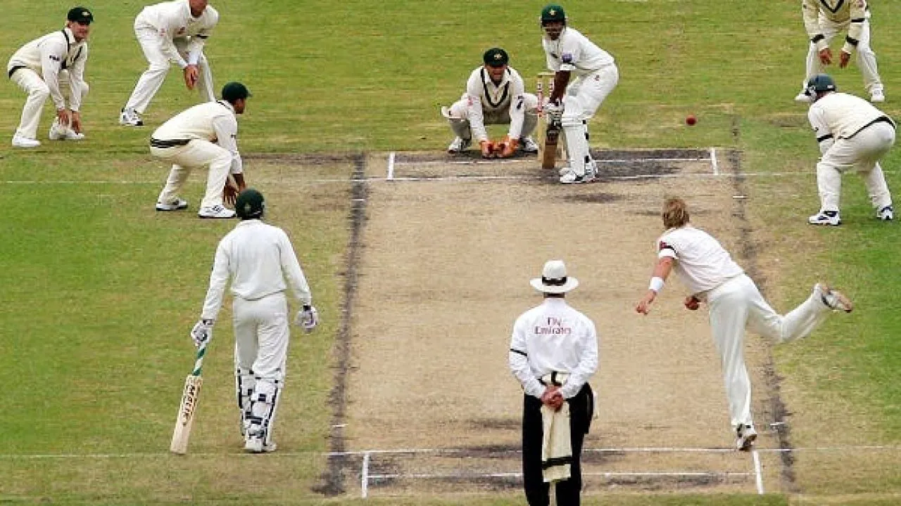 Types of Bowling in Cricket