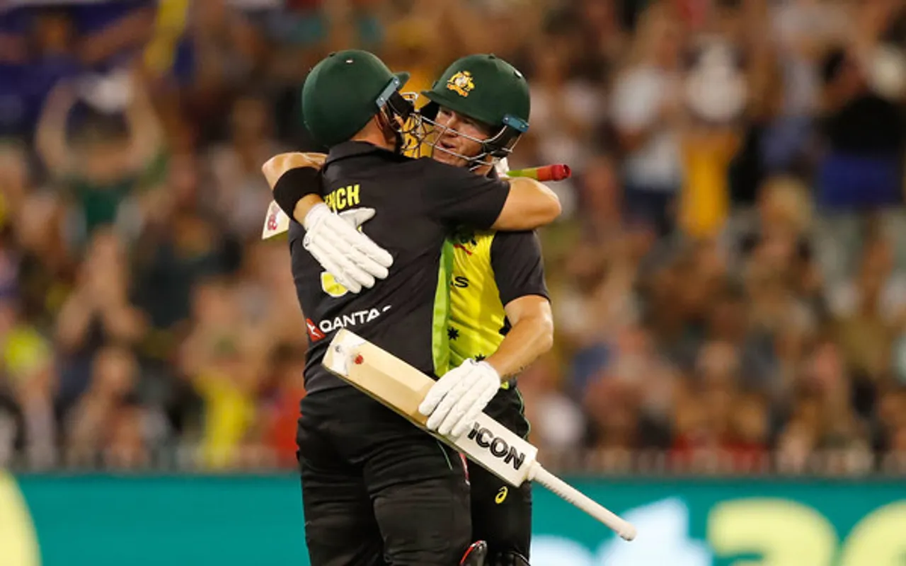 Aaron Finch and D'arcy Short