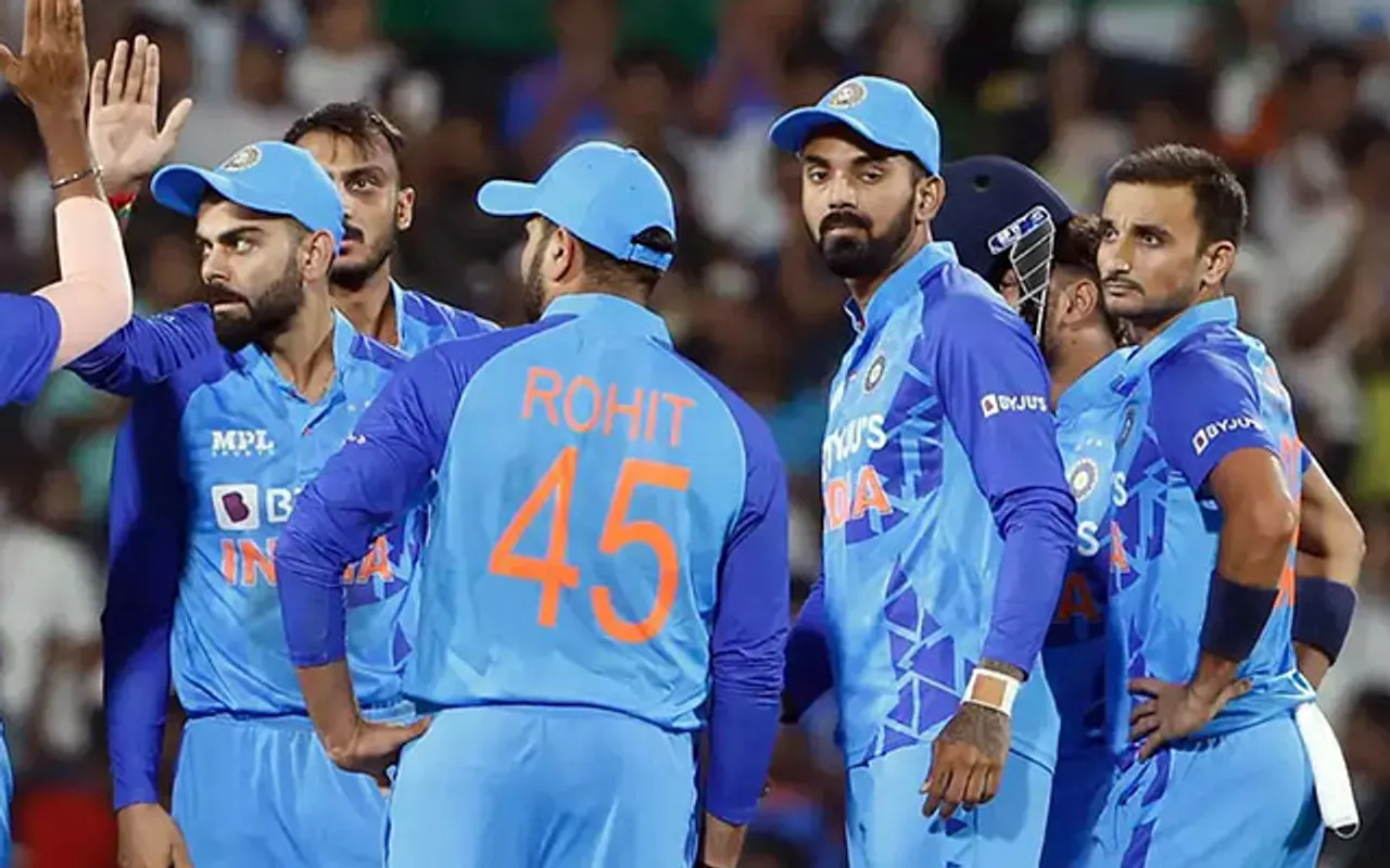 'Job well done'- Twitter jubilant as India thump South Africa with sensational bowling in first T20I