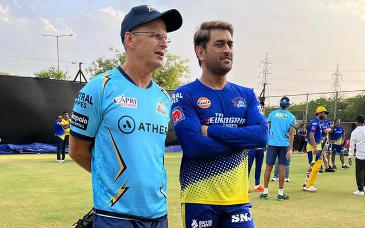 'Divided By countries United by 2011 WC Trophy' - Fans react as former Indian skipper MS Dhoni and former Indian head coach Gary Kirsten spotted together