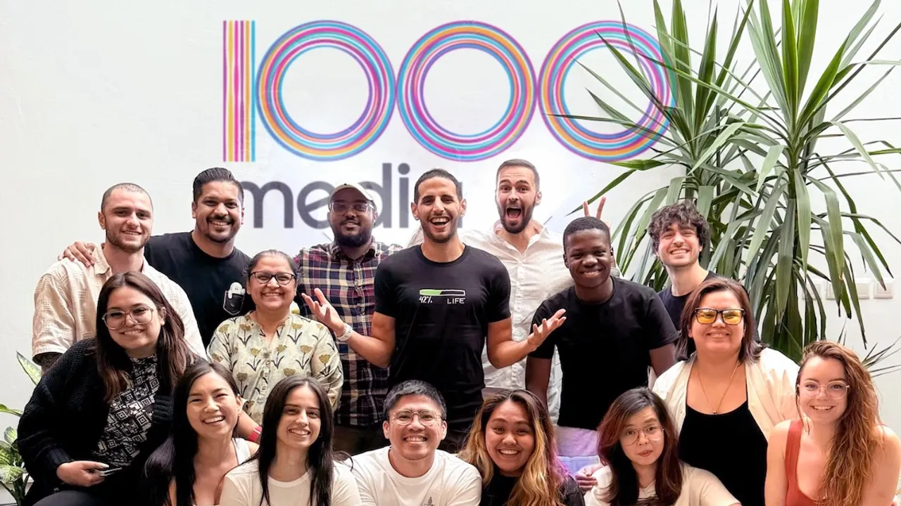 Nuseir Yassin (Nas Daily) and 1000 Media team