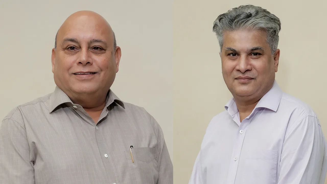 Hanuman Tripathi, Sushanto Mitra