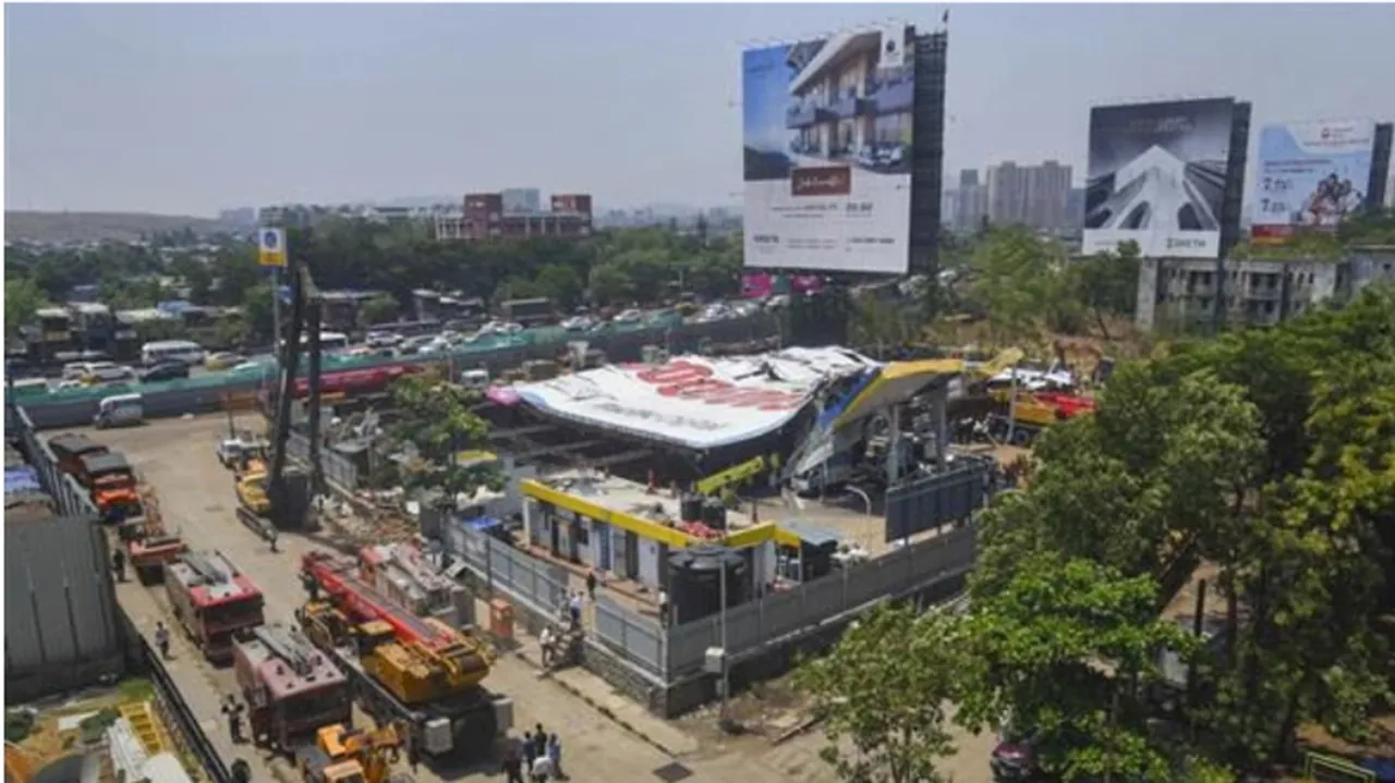 BMC issues notices to railway authorities to remove hoardings 