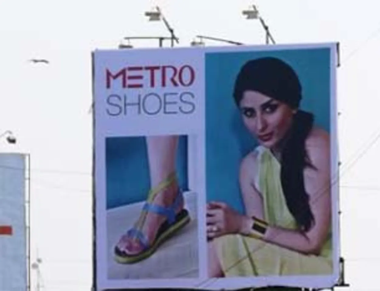 Primetime OOH partners Metro Shoes for brand-building
