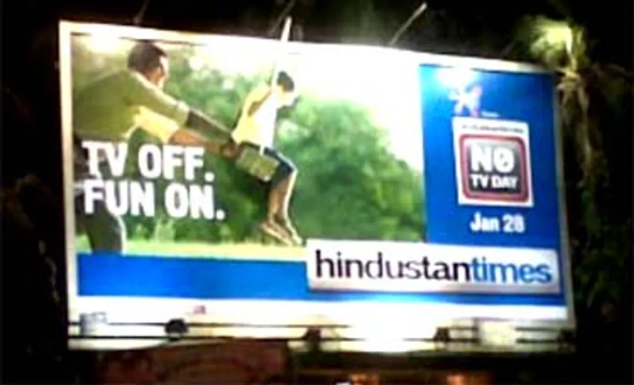 Mudra Max executes OOH campaign for Hindustan Times No TV Day