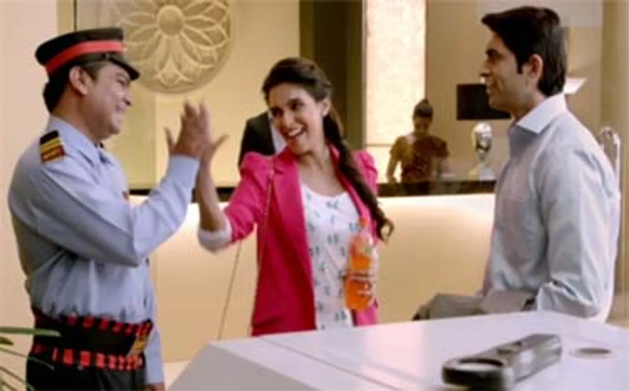 Mirinda and Asin bring out the 'pagalpanti' in you!