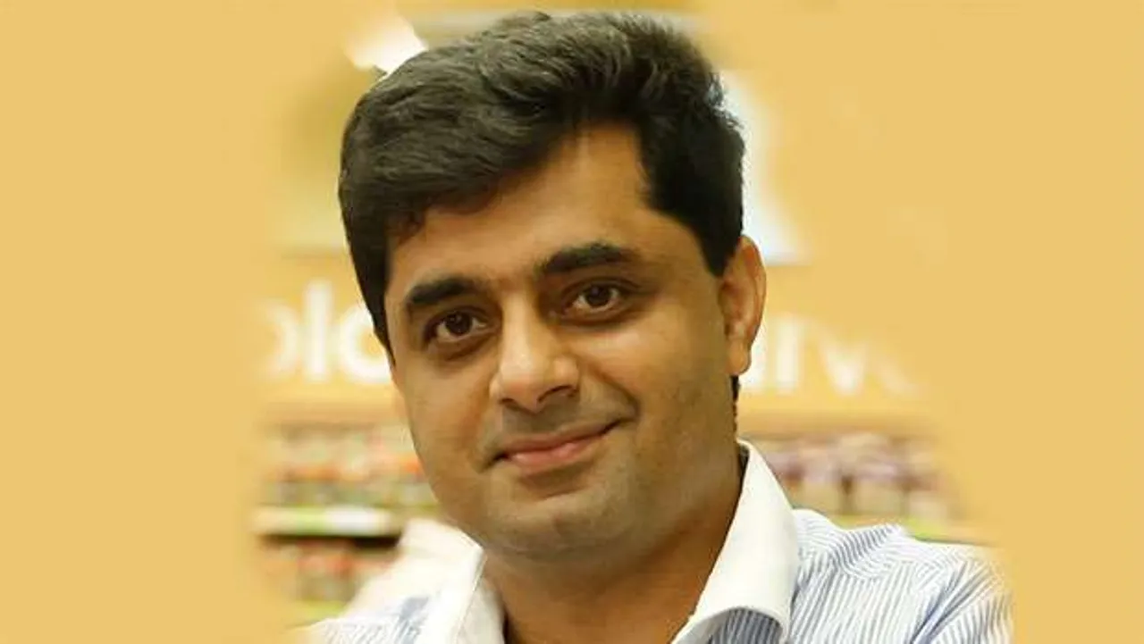 Devendra Chawla quits Future Consumers as CEO