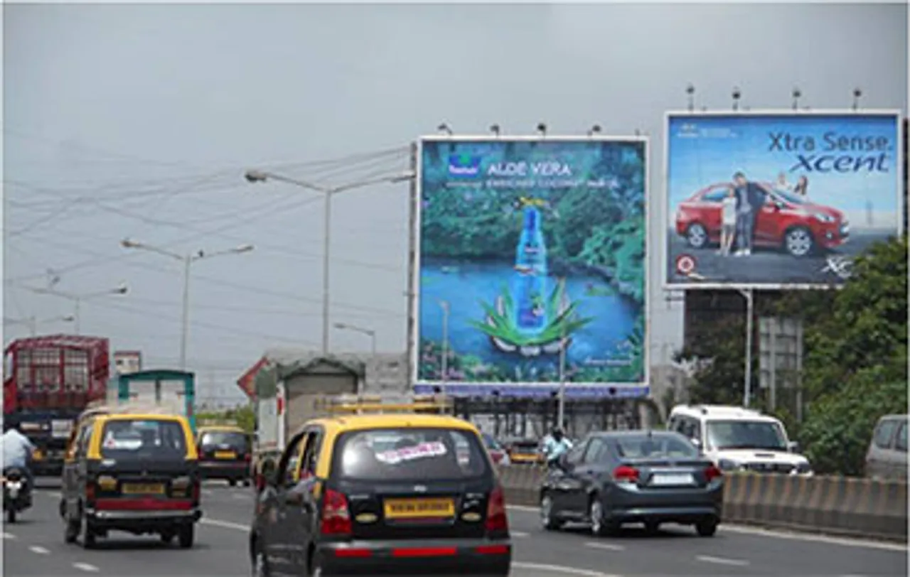 Madison OOH creates visibility for Parachute Aloe Vera Oil in Mumbai