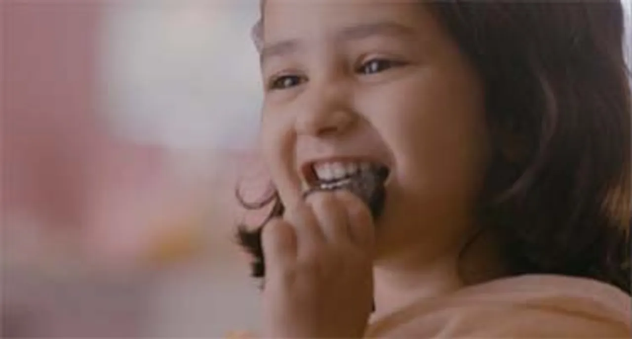 Father-daughter duo charm the viewers in Oreo's new TVC