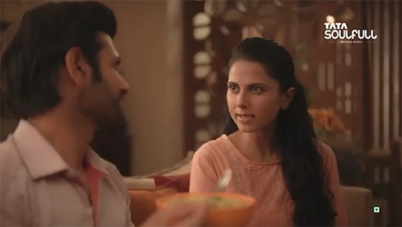 Tata Soulfull's new campaign highlights the non-sticky nature of its new Masala Oats+ offering