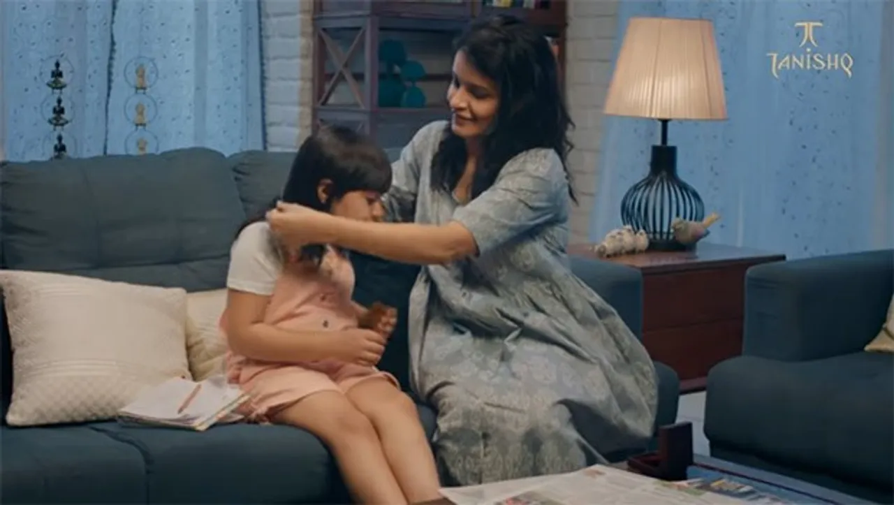 This National Doctor's Day, Tanishq pays tribute to the medical community