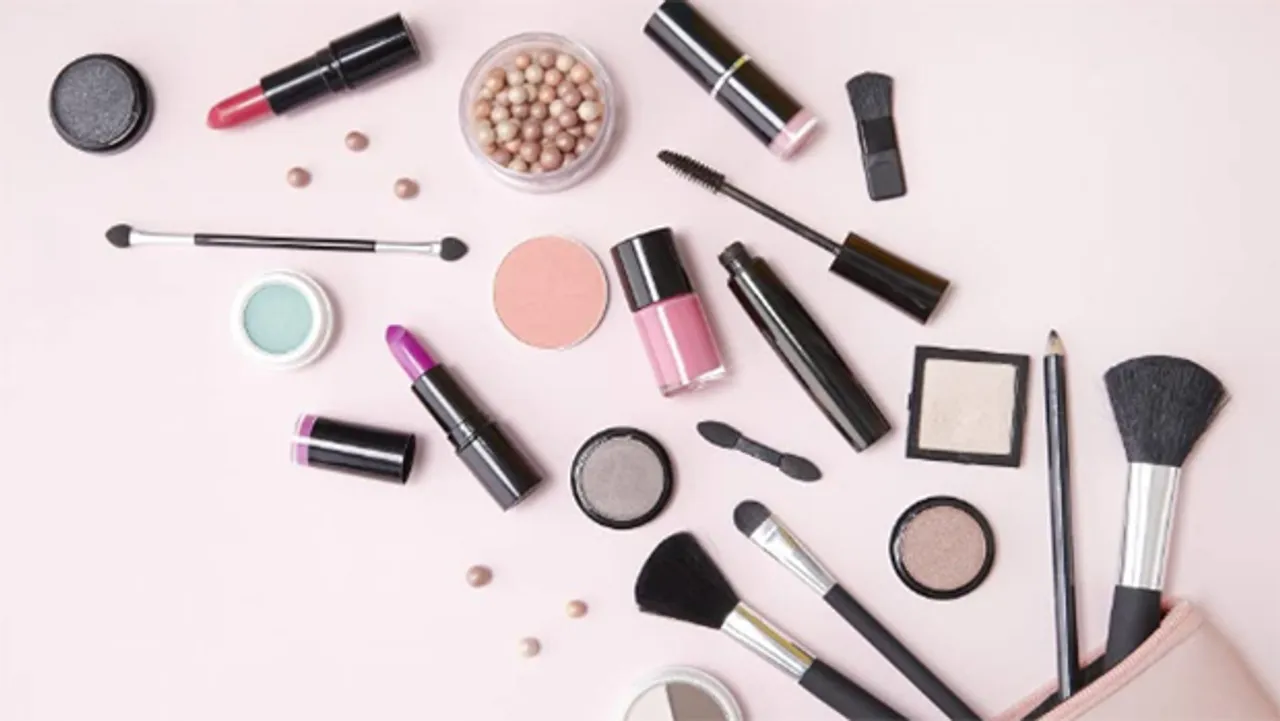 40% of cosmetic shoppers buy online, only 7% shop online exclusively: Kantar