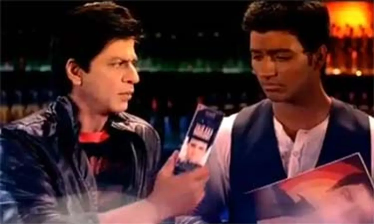 Fair & Handsome Sharmaji gets a few tips from SRK