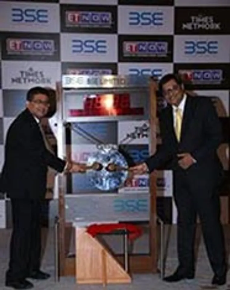 Arnab Goswami is first journalist to ring the opening bell at the BSE