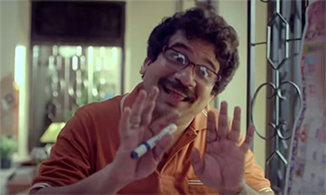 The OLX dig descends from 'Badi Badi Batein' to 'Dekhte Hain'