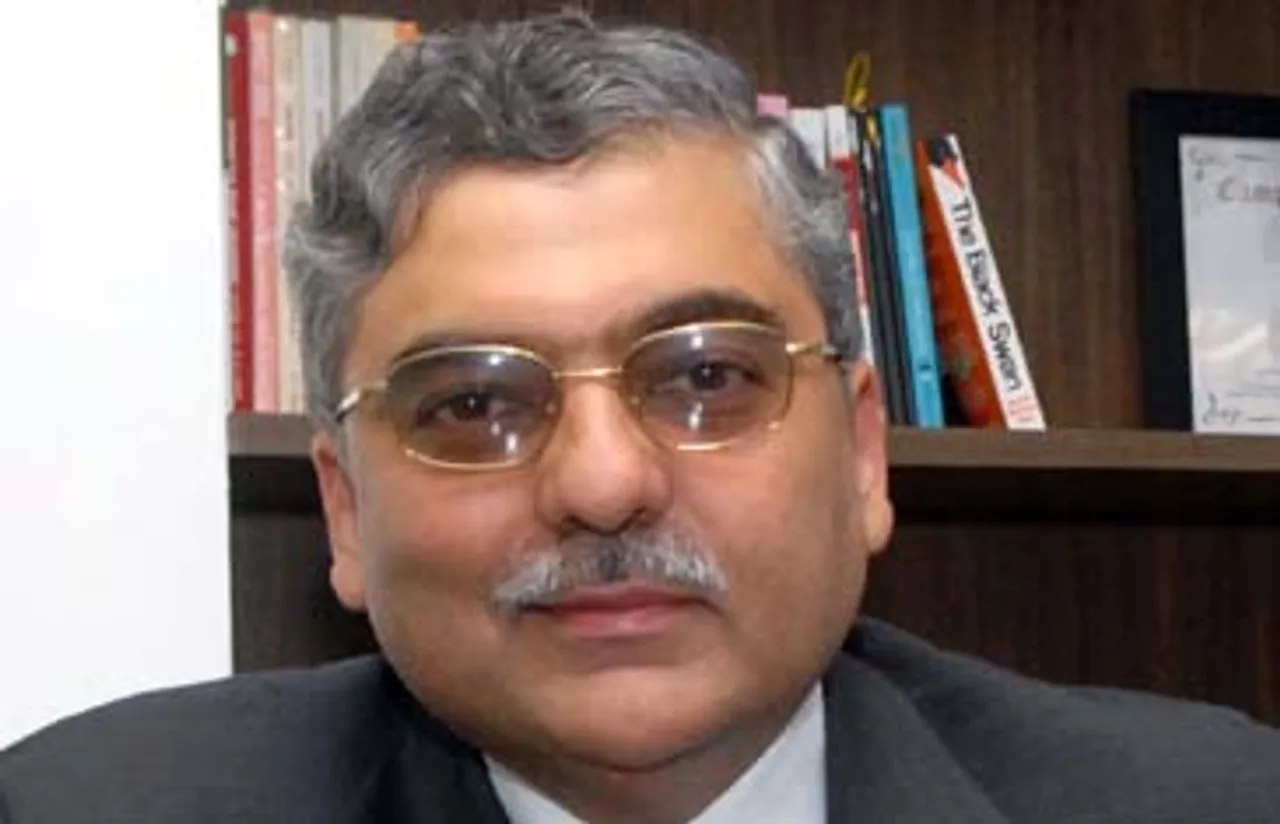 Ashish Bhasin named Media CEO of the Year at 2015 Business Excellence Awards