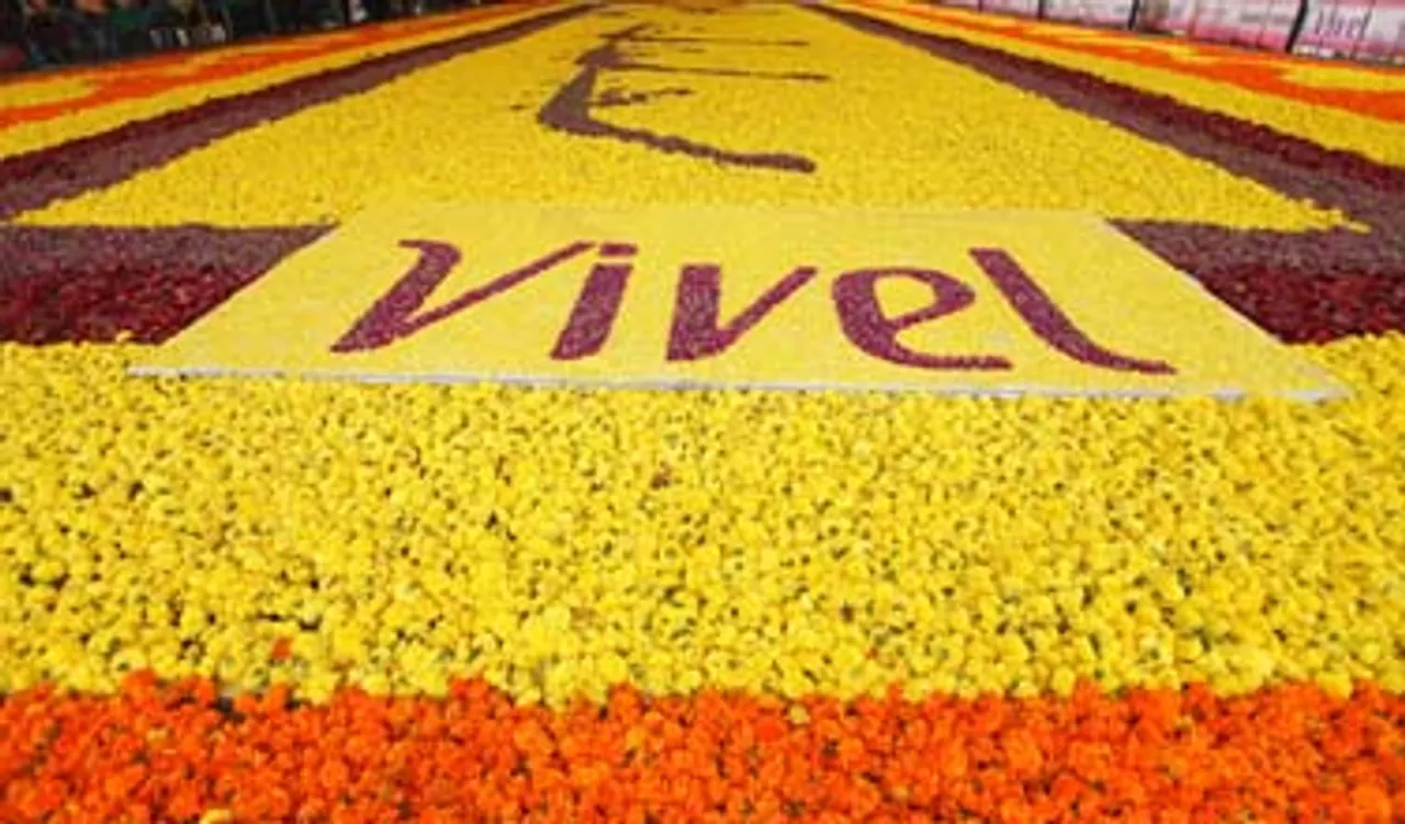 Vivel creates world's largest floral arrangement this Onam