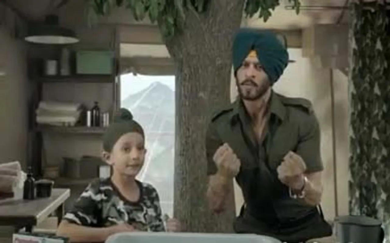 Shah Rukh Khan becomes PapaG in new Pepsodent G TVC