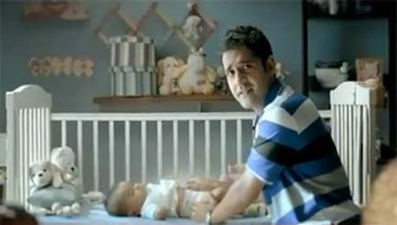 'I love my family, do you?' asks HDFC Life