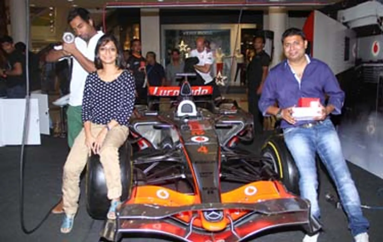 Lewis Hamilton takes Mirchi listeners on a ride