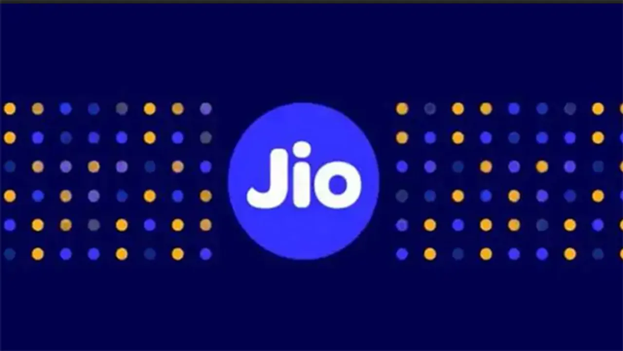 Anti-consumer move: If Airtel has its way, you will have to shell out for watching IPL on JioCinema