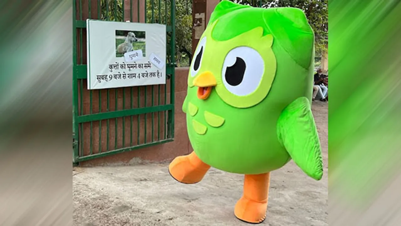 How Duolingo made its mascot walk the streets and fix Delhi's language errors